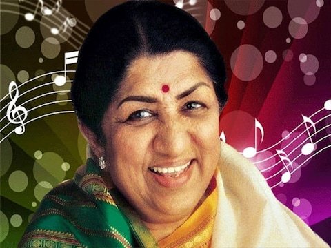 Lata Mangeshkar Birth Anniversary : जब मां-बाप के पैर धोकर पी गई थीं लता मंगेशकर, बहन आशा भोसले ने बताया था किस्सा